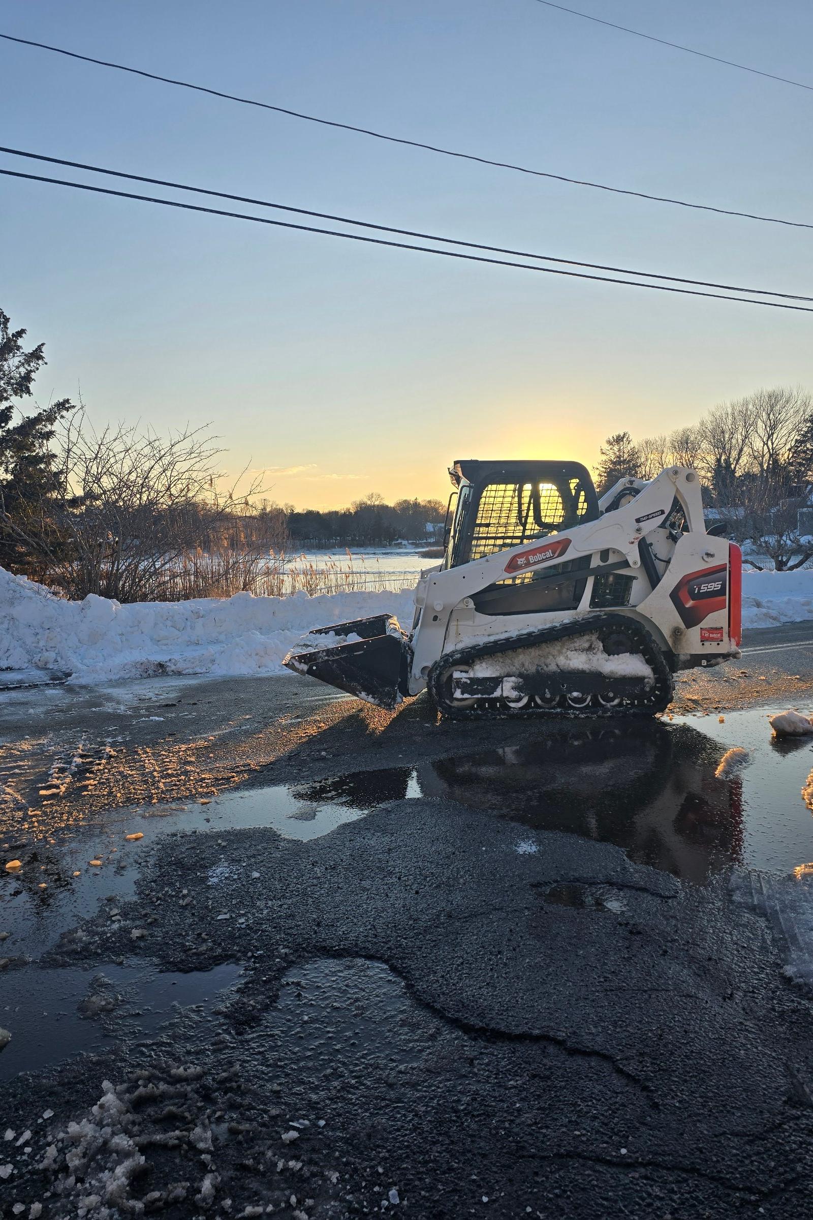 2025 White Bobcat T595 available for rent | RentThis