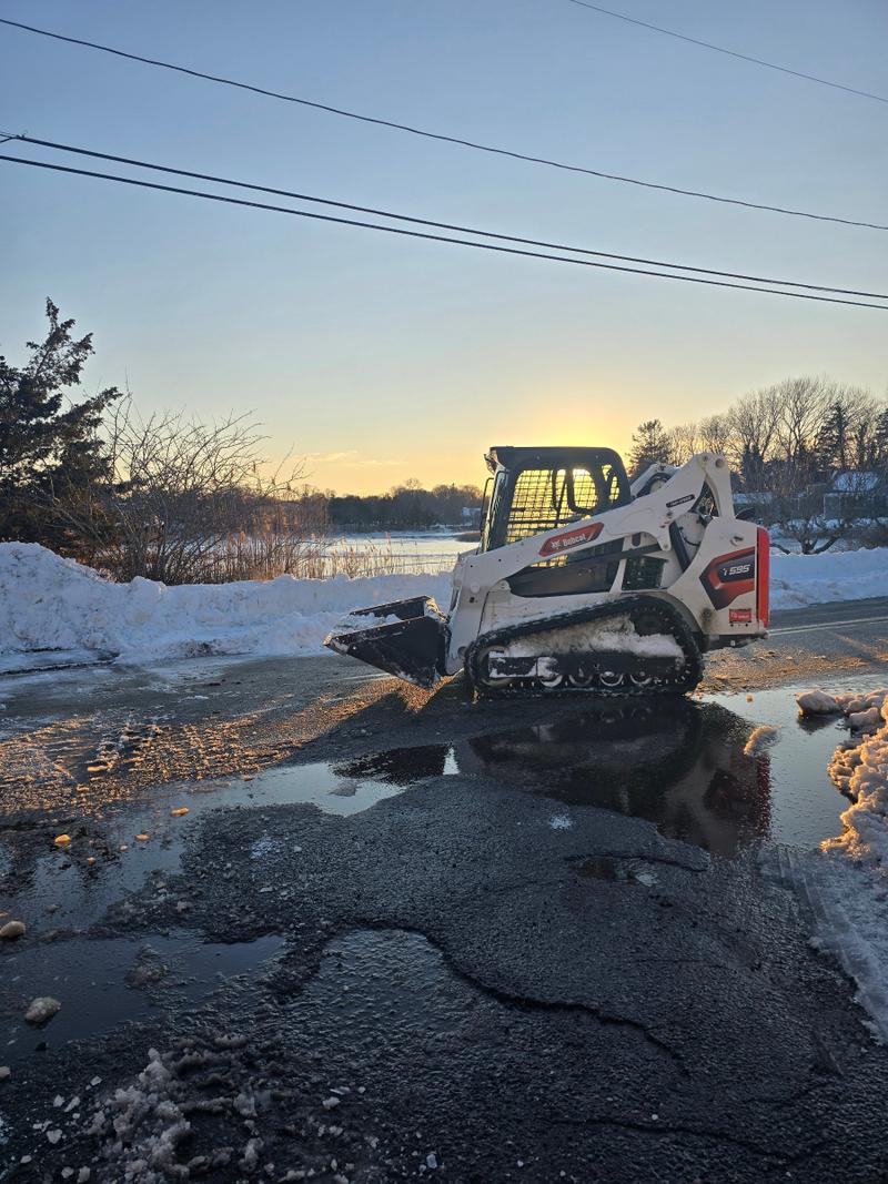 2025 White Bobcat T595 available for rent in Barnstable, MA | RentThis
